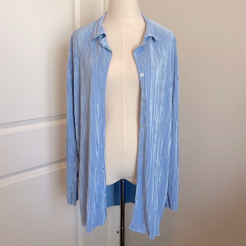 STORETS | Maria Oversized Plisse Shirt | Size: S/M